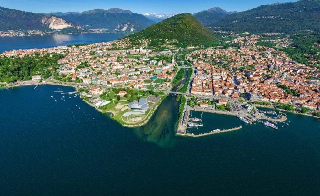 Casa Vacanze La Formica Verbania Eksteriør billede